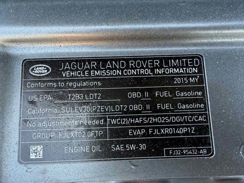 Used 2015 Land Rover Range Rover Evoque Pure Plus AWD/4WD image 18