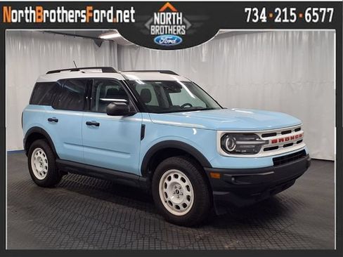 Certified 2024 Ford Bronco Sport Heritage w/ Heritage Convenience Package AWD/4WD image 1