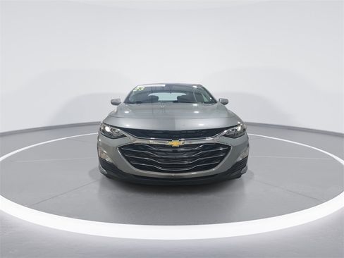 Used 2023 Chevrolet Malibu LT image 3