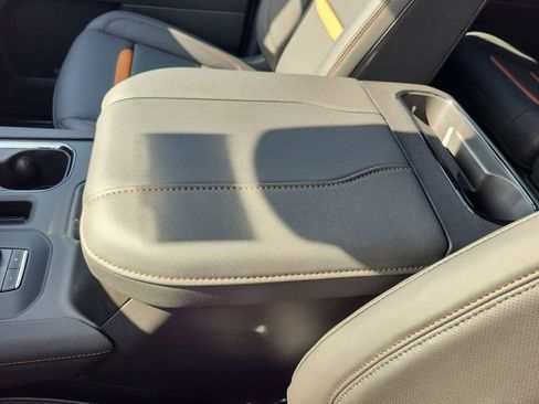 New 2026 GMC Sierra 1500 AT4 w/ AT4 Premium Package image 23