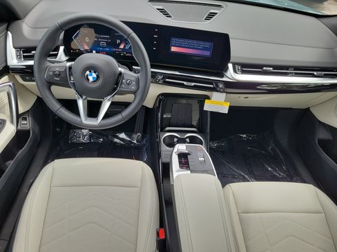New 2026 BMW X2 xDrive28i w/ Convenience Package AWD/4WD image 9