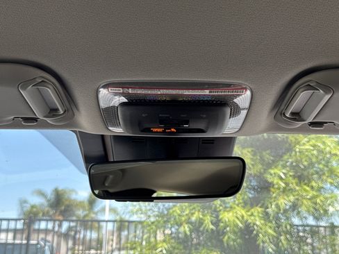 New 2026 Toyota Prius Plug-In Hybrid FWD image 24