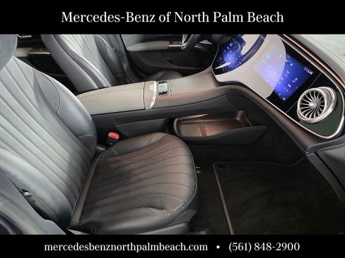 Certified 2022 Mercedes-Benz EQS 580 580 image 29