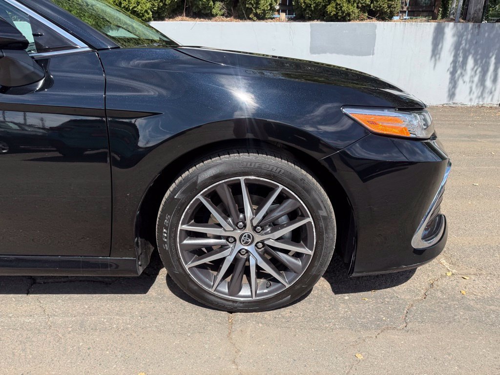 Used 2021 Toyota Camry XLE AWD/4WD image 10