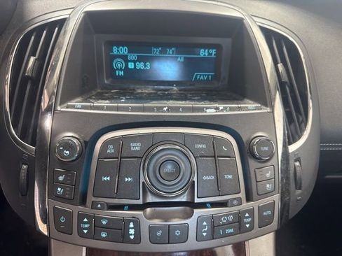 Used 2010 Buick LaCrosse CXS image 13