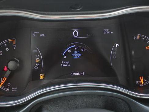 Used 2021 Jeep Grand Cherokee Limited AWD/4WD image 17