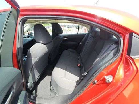 Used 2020 Toyota Corolla LE w/ LE Premium Package FWD image 15