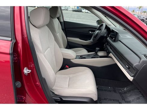 Certified 2023 Honda Accord EX image 18