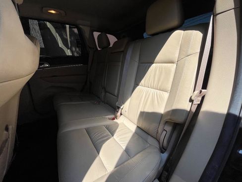 Used 2014 Jeep Grand Cherokee Limited AWD/4WD image 36