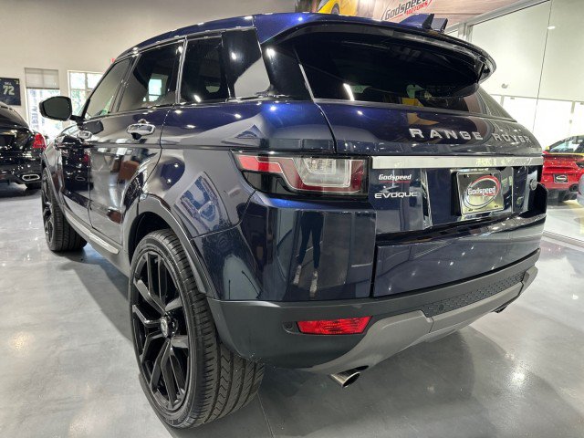 Used 2017 Land Rover Range Rover Evoque HSE AWD/4WD image 29