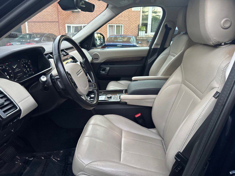 Used 2020 Land Rover Discovery HSE AWD/4WD image 17