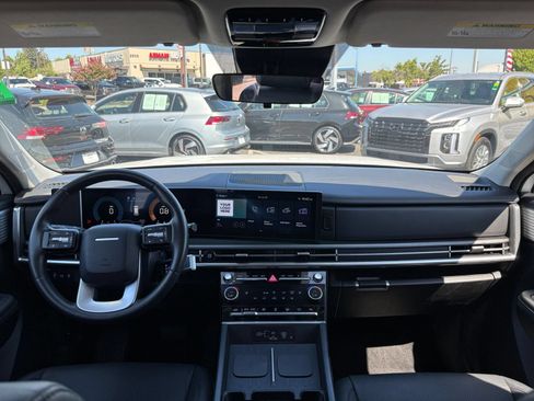 Used 2025 Hyundai Santa Fe SEL AWD/4WD image 37