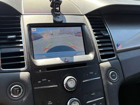 Used 2016 Ford Taurus SEL w/ Equipment Group 201A FWD image 19