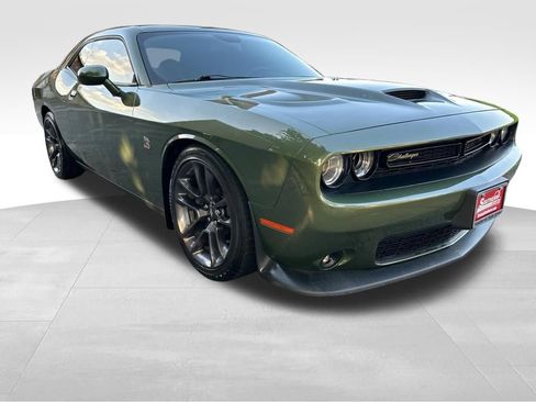 Used 2023 Dodge Challenger R/T Scat Pack RWD image 9