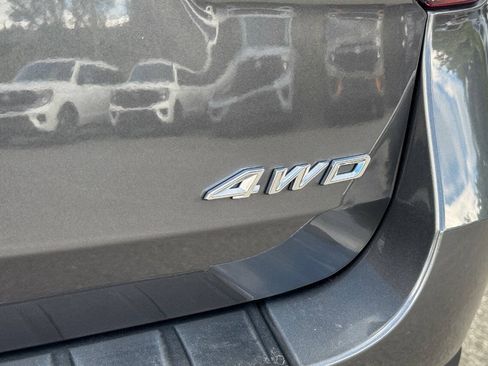 Used 2023 Ford Explorer ST-Line w/ Class IV Trailer Tow Package AWD/4WD image 18