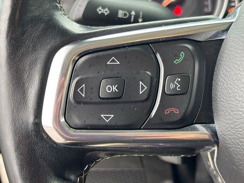 Used 2019 Jeep Wrangler Unlimited Sahara w/ Dual Top Group image 16