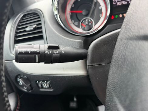 Used 2019 Dodge Grand Caravan GT FWD image 16