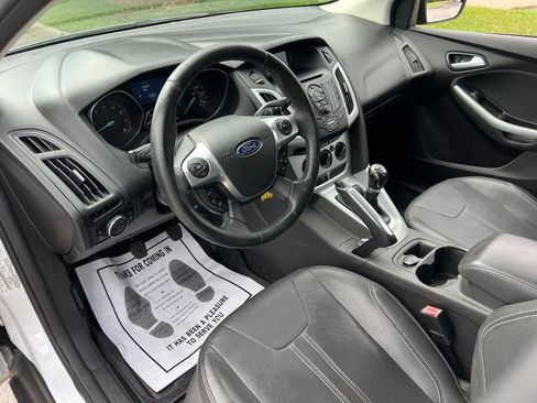 Used 2013 Ford Focus SE FWD image 15