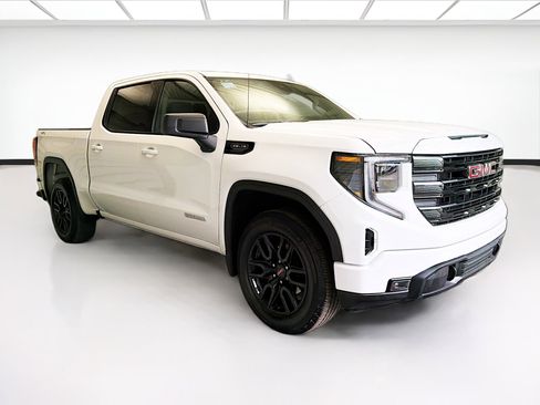 Used 2023 GMC Sierra 1500 Elevation image 3