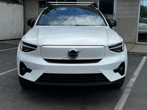 Used 2023 Volvo C40 P8 Recharge Ultimate AWD/4WD image 2