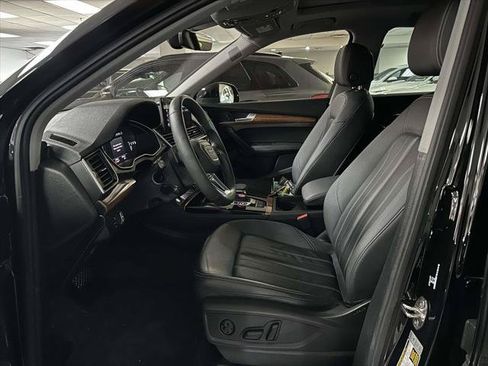Used 2023 Audi Q5 2.0T Premium Plus w/ Premium Plus Package AWD/4WD image 12