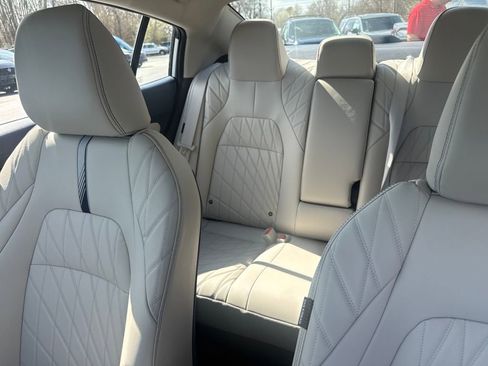 New 2026 Nissan Sentra SL w/ Floor Mat Package FWD image 28