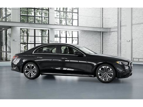 Used 2026 Mercedes-Benz E 350 4MATIC Sedan image 41