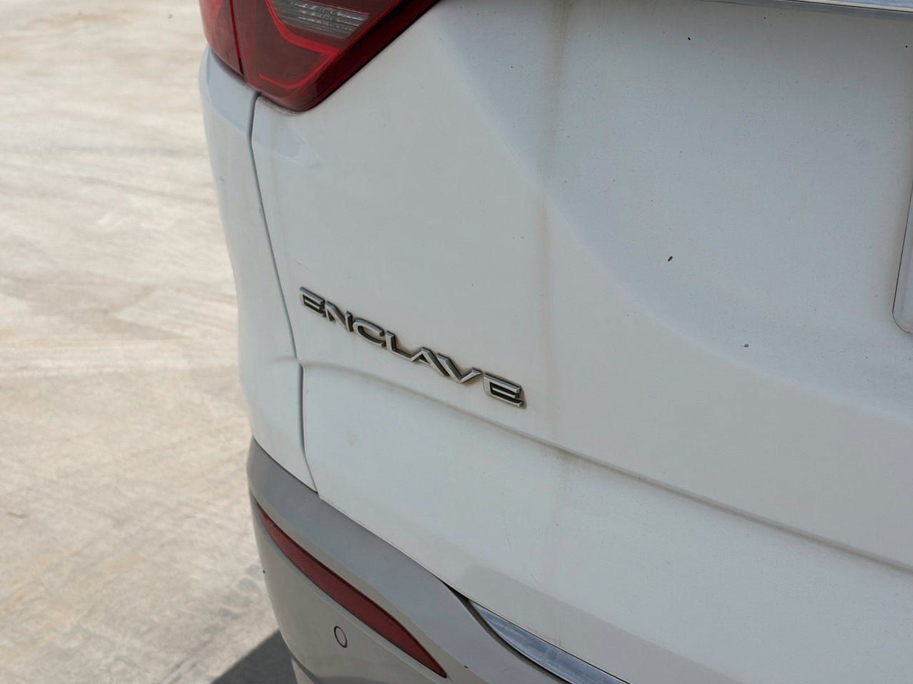 Used 2022 Buick Enclave Premium FWD image 4