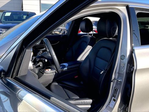 Used 2019 Mercedes-Benz C 300 Sedan image 28