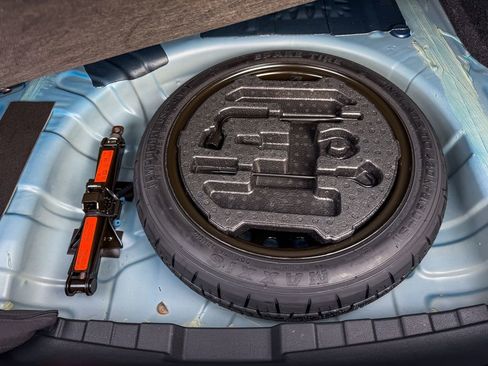 Used 2022 Nissan Sentra SR w/ Trunk Package image 37