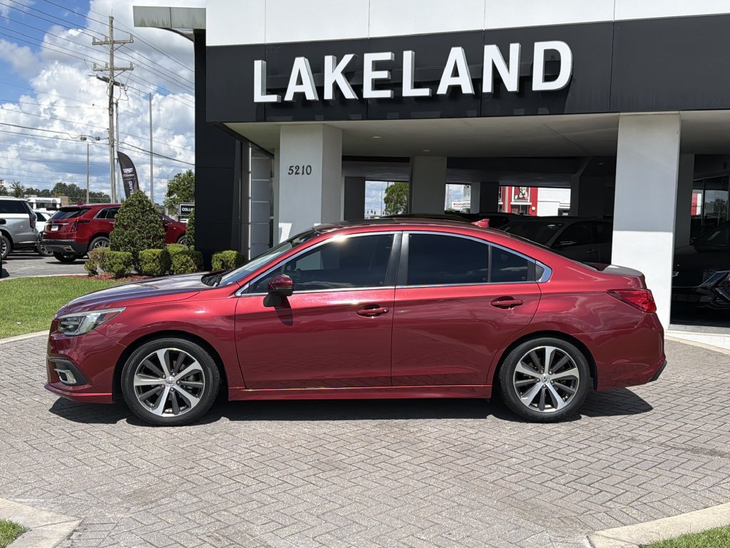 Used 2018 Subaru Legacy 2.5i Limited AWD/4WD image 3