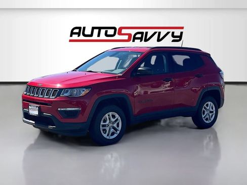 Used 2018 Jeep Compass Sport w/ Cold Weather Group AWD/4WD image 3