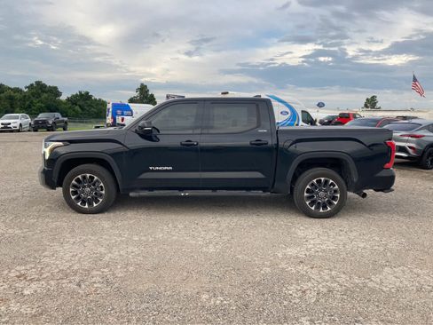 Used 2023 Toyota Tundra Limited AWD/4WD image 4