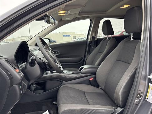Used 2021 Honda HR-V EX image 16