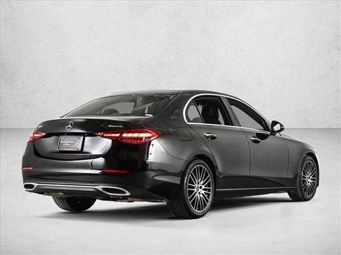 Used 2022 Mercedes-Benz C 300 4MATIC Sedan image 5