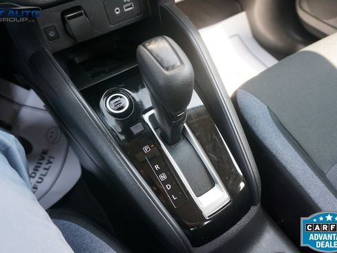 Used 2024 Nissan Versa SV FWD image 31