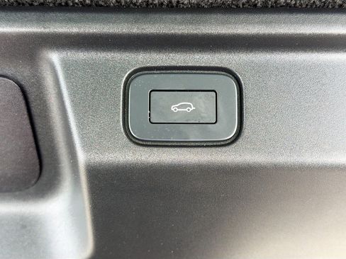 Used 2024 Land Rover Range Rover Autobiography AWD/4WD image 48