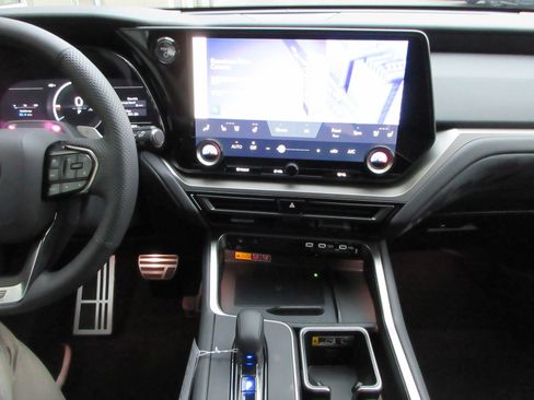 New 2026 Lexus TX 500h AWD image 42