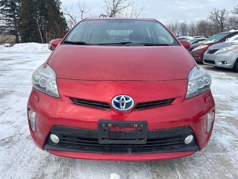 Used 2013 Toyota Prius Five image 3