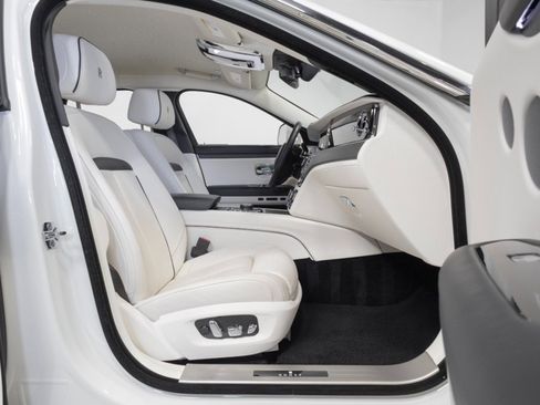 Used 2022 Rolls-Royce Ghost w/ Ghost Package AWD/4WD image 55