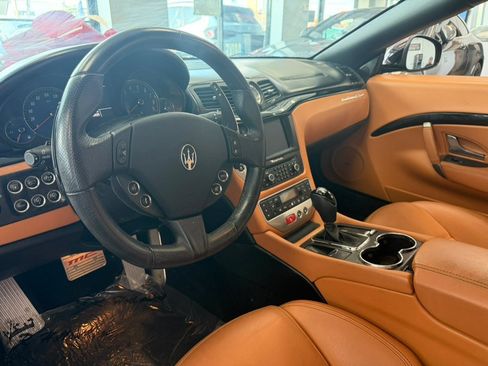 Used 2016 Maserati GranTurismo Sport RWD image 41