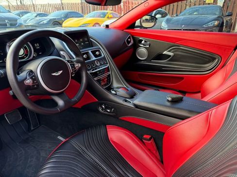 Used 2017 Aston Martin DB11 V12 image 12