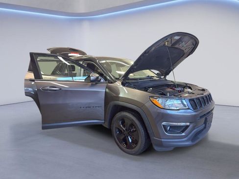 Used 2019 Jeep Compass Altitude AWD/4WD image 7