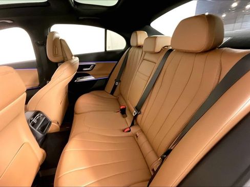 Certified 2026 Mercedes-Benz E 350 4MATIC Sedan image 18