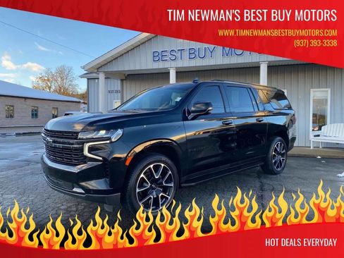 Used 2021 Chevrolet Suburban RST w/ Luxury Package image 1