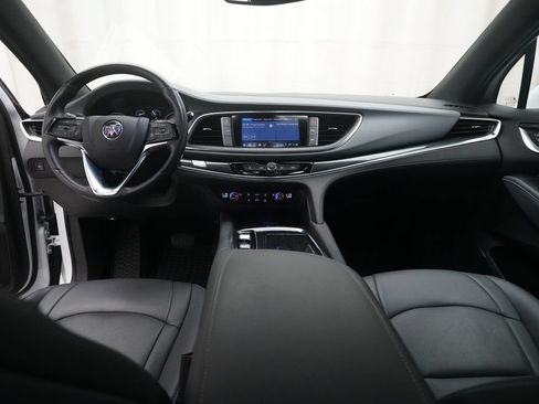 Used 2023 Buick Enclave Essence AWD/4WD image 5