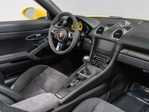 Used 2018 Porsche 718 Boxster GTS RWD image 26
