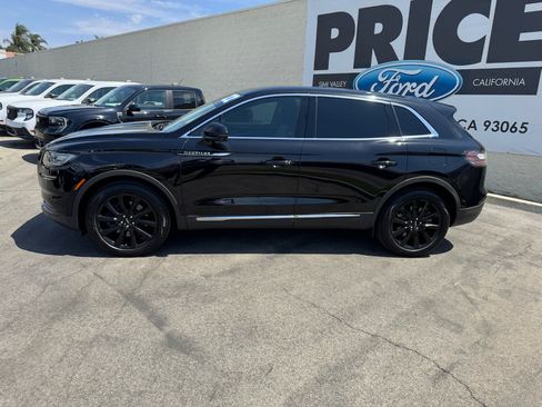 Used 2022 Lincoln Nautilus Reserve AWD/4WD image 6