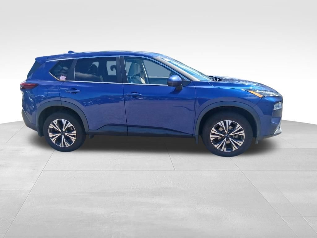 Used 2023 Nissan Rogue SV FWD image 4