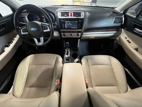 Used 2017 Subaru Outback 2.5i Limited AWD/4WD image 17